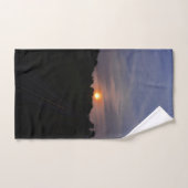 Lune Aux Fraises Sur Le Chemin De Fer (Serviette à main)