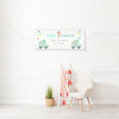 L'une est crème glacée douce bannière d'anniversai (En situation)