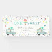 L'une est crème glacée douce bannière d'anniversai (Horizontal)