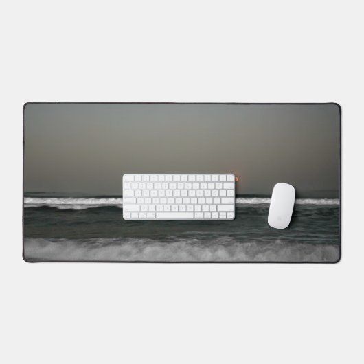 Lune sur les vagues (Clavier et souris)
