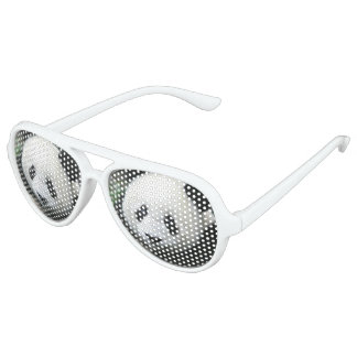 Lunettes De Fête Aviateur Panda géant dans l'herbe verte ensoleillée