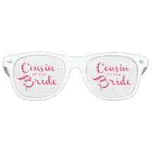 Cousin de mariée rose sur blanc