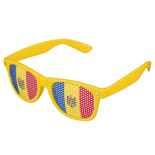 Lunettes De Fête Retro Drapeau de Moldova (Angulaire)