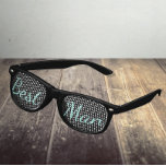 Lunettes De Fête Retro Fête de mariage de la réception de la BRIDE Meille<br><div class="desc">Chérie, fête dans le style avec ces lunettes de soleil de mariage amusantes. Idéal pour célébrer votre mariage, baccalauréat, fiançailles ou fête Jack & Jill ! Recherchez la coordination des tons mariés et mariés et d'autres nuances de mariage. Vos invités les aimeront et ils feront la fête parfaite faveur. Prenez...</div>