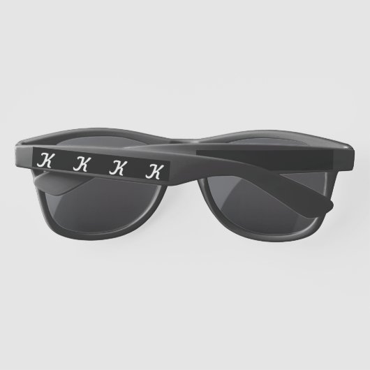 Lunettes de soleil initiales (noir et blanc) (Dos)