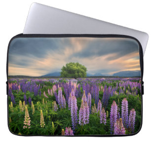 Lupin Field in Nieuw-Zeeland Laptop Sleeve