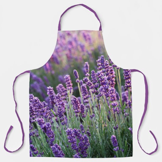 Luscious Lavender Schort (Voorkant)