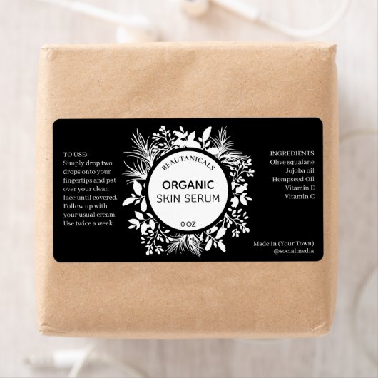 Lush Leaf Black en White Serum Labels (Insitu)