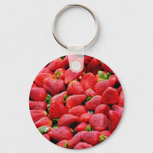 Lush Ripe Strawberries Sleutelhanger (Voorkant)