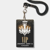 Lustre éclairé Douce 16 Partie VIP Badge (Avant avec lanière)