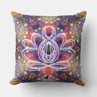 Lustrous Zen Lotus Kussen