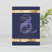 Luxe Chic Navy Gold Brushstroke Border Wedding Kaart (Staand voorkant)