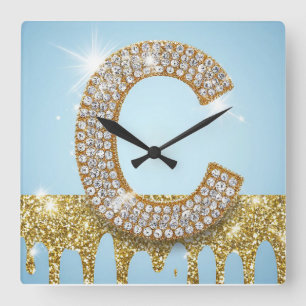 Luxe diamanten letter C op gouden glitter achtergr Vierkante Klok