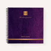 Luxe elegant paars leer goud gemerkt met monogram notitieboek (Voorkant)