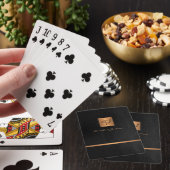 Luxe elegant zwart en goud monogrammen modern pokerkaarten (Insitu)