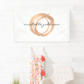 Luxe Faux Roos Gold Painted Circle Designer Logo Spandoek (Insitu)