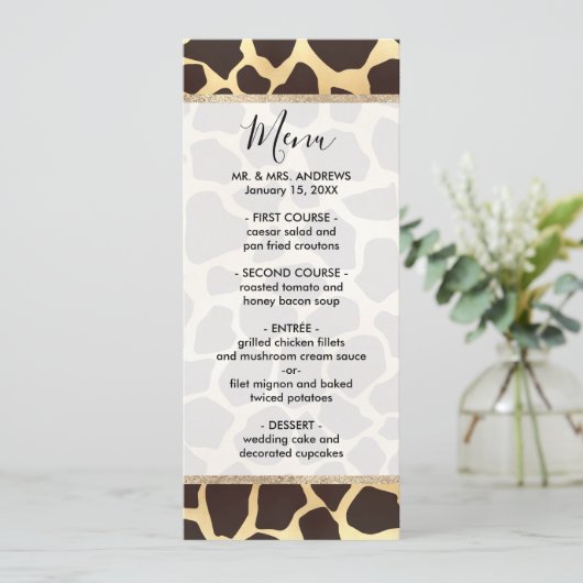 Luxe Gold Brown Giraffe Animal Print Patroon Menu (Staand voorkant)