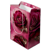 Luxe Rode Rose Gift Bag Medium Cadeauzakje (Achterkant Gekanteld)
