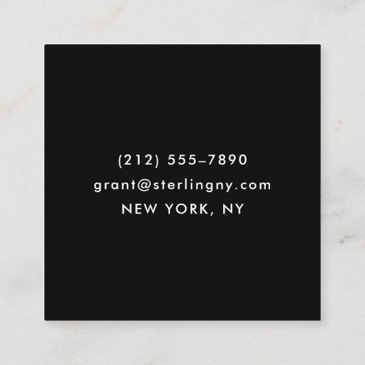 Luxe Zwart Zilveren Folie Minimale Typografie Vierkante Visitekaartje (Achterkant)