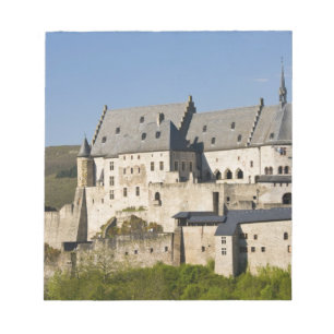Luxemburg, Vianden. Vianden Chateau (b. 15th Notitieblok