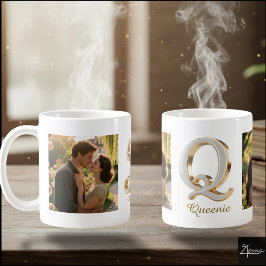 Luxury Cursive Gold White Initial Q + 2 PHOTO Koffiemok
