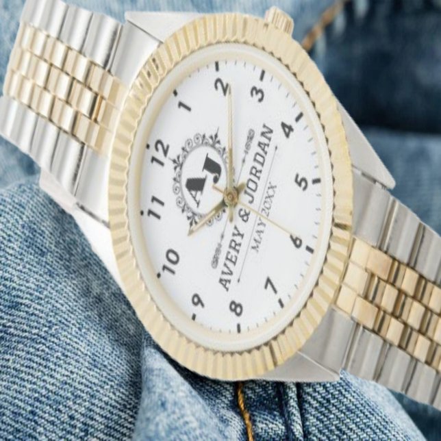 Luxury Elegant Monogram with Initials white Horloge (Creator heeft geüpload)