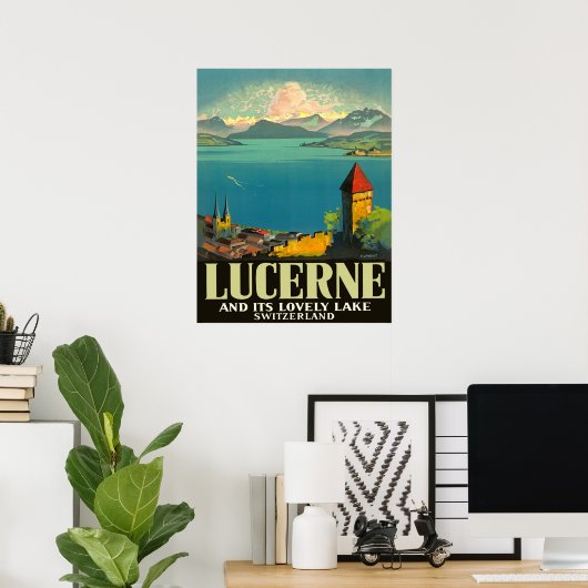 Luzerne, Zwitserland, uitzicht op meer en bergen Poster (Thuiskantoor)