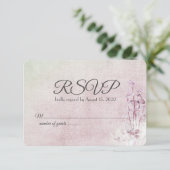 Lys du bouquet de vallée et papillon RSVP (Debout devant)