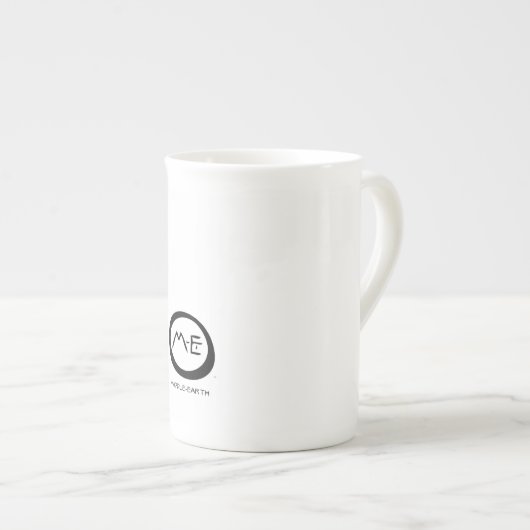 M-E MIDDLE-EARTH(TM) MUG (Devant droit)