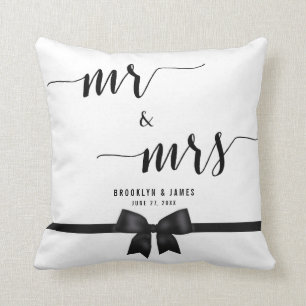 M. et Mme Black and White Mariage Coussins Bow