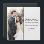 M. et Mme Elegant Mariage photo Carte de remerciem<br><div class="desc">Express votre gratitude avec une sophistication intemporelle en utilisant notre Carte de remerciements de Mariage photo Mr et Mrs Elegant. Doté d'un arrière - plan gris clair en faux lin et d'un design élégant "Mr and Mrs", cette carte est surélevée avec votre photo personnalisée et message de remerciement personnalisé. Conçu...</div>