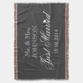 M. et Mme ont juste marié la couverture de jet (devant Vertical)