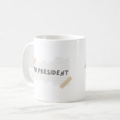 M. le Président Mug (Devant gauche)