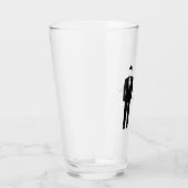 M. l'mariage boit du verre (Droite)