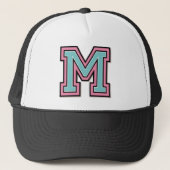 "M" Monogram Trucker Pet (Voorkant)