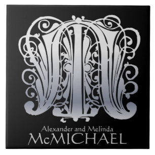M Monogramme "Dentelle d'argent sur carreaux de cé