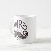 M. Mugs (Devant gauche)