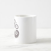 M. Mugs (Centre)