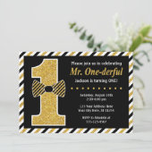 M. ONEderful Birthday Invitation ・ Black and Gold (Debout devant)