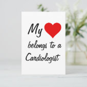 Ma carte appartient à un cardiologue (Debout devant)
