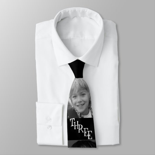 MA CRAVATE DE TROIS FILS (Attaché)