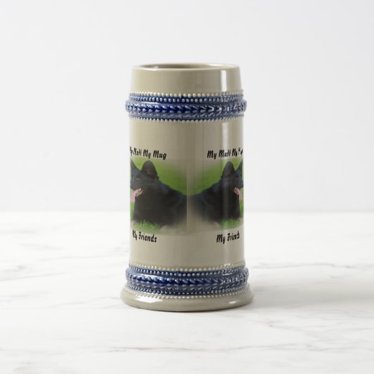 Ma Mug Ma Mug Mes Amis. (Centre)