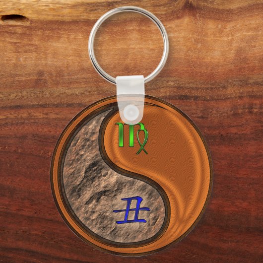 Maagd & Hout Os Sleutelhanger (Voorkant)