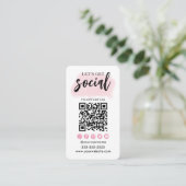 Maak contact met ons Social Media QR Code Wit Roze Informatiekaartje (Staand voorkant)