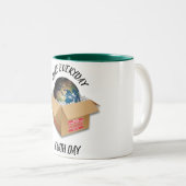 MAAK ELKE DAG EARDE DAG TWEEKLEURIGE KOFFIEMOK (Voorkant rechts)