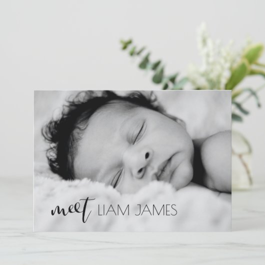 Maak kennis met Script Custom Photo Collage Baby B Aankondiging (Staand voorkant)