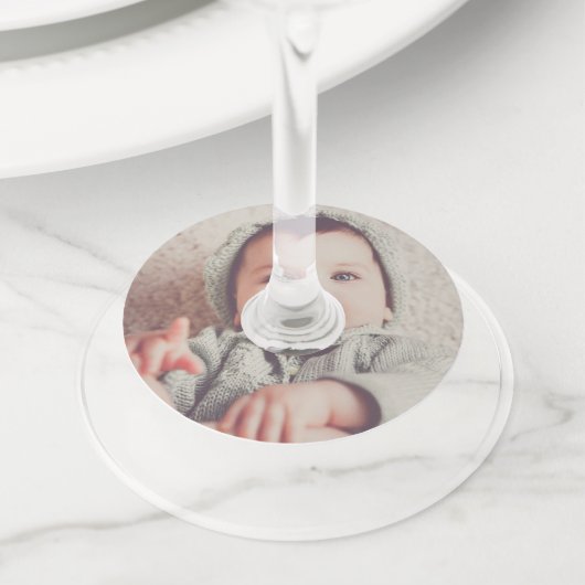 Maak uw eigen persoonlijke wijnglaslabel (Dichtbij)