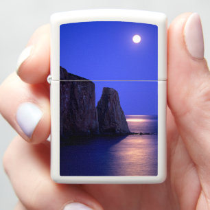 Maan bij schemering Perce Rock Gaspe Coast Quebe