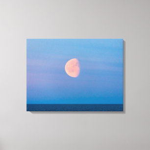Maan boven de Beringzee Russische verre Oosten Canvas Afdruk