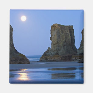 Maan onder, Bandon Beach, Oregon. Magneet